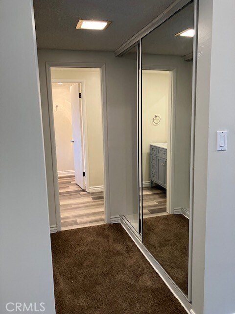 Building Photo - 57 Margate Square