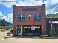 Building Photo - 109 W Laurel Ave