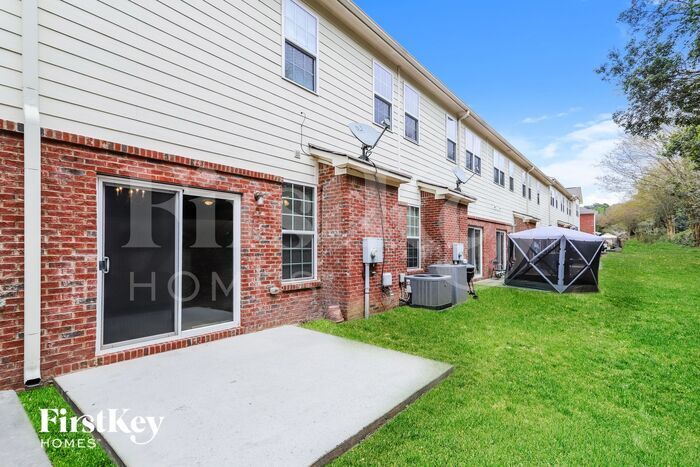 Building Photo - 971 Treymont Way SW