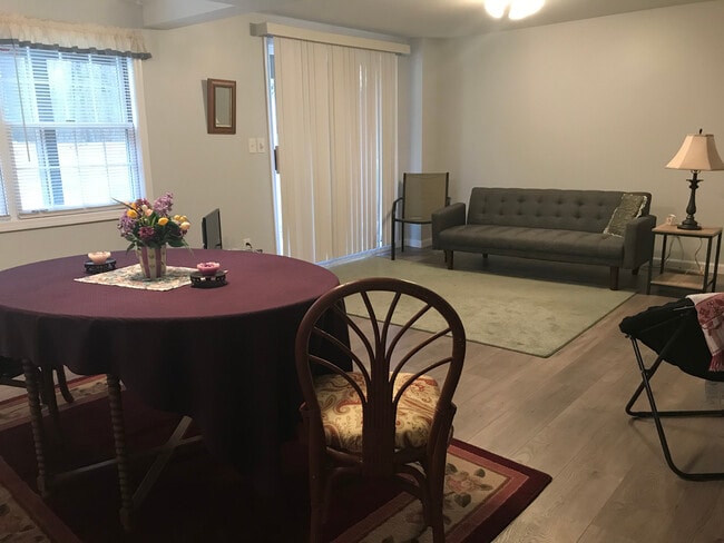 Building Photo - 7707 Mykolaitis Ln