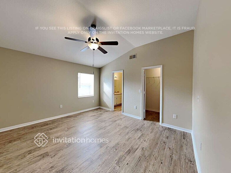 Building Photo - 3633 Amber Ln