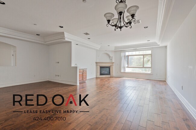 Building Photo - 10640 Woodbridge St