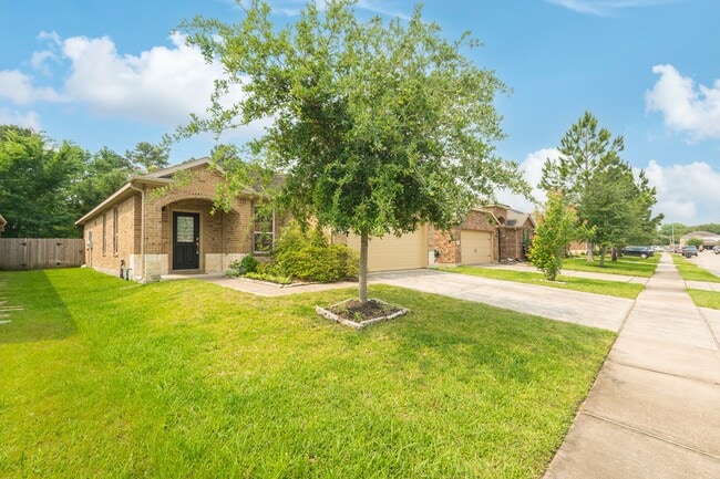 Building Photo - 12027 Rockridge Falls Dr