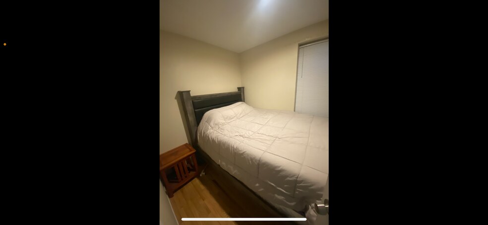 Building Photo - 3128 W 38th Pl