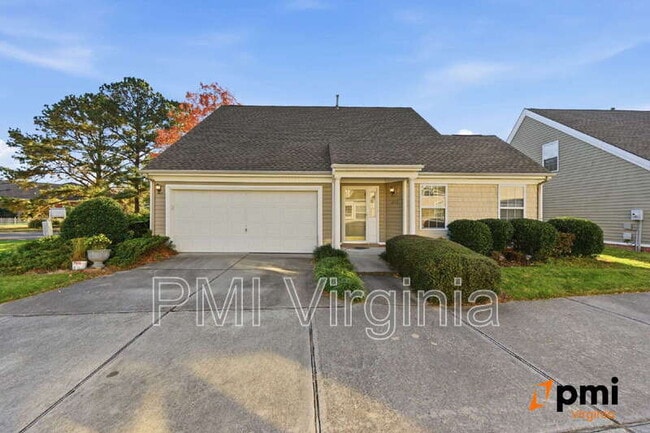 Building Photo - 1002 Nicklaus Dr