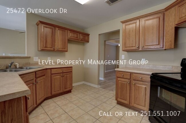 Building Photo - 25472 Overlook Dr