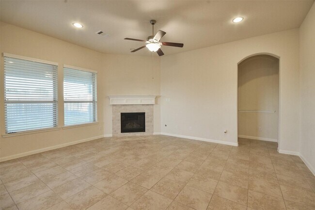 Building Photo - 3643 Cottage Pines Ln