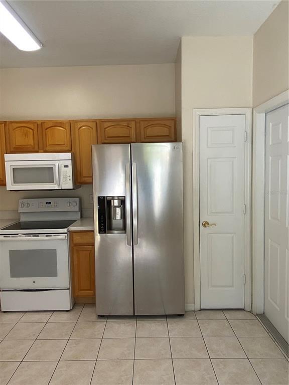 Building Photo - 18926 Duquesne Dr