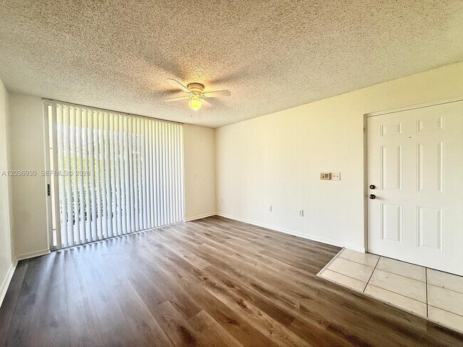 Building Photo - 1743 Village Blvd