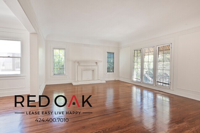 Primary Photo - Absolutely Stunning Top Floor, Two-Bedroom...