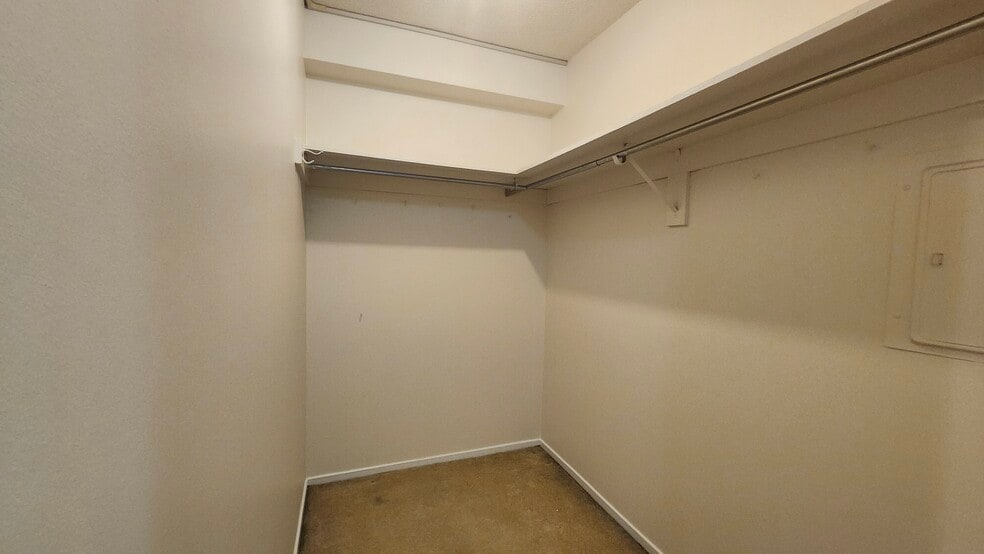 Building Photo - 405 N Wabash Ave