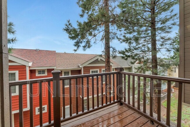 Building Photo - 2443 W Pikes Peak Dr