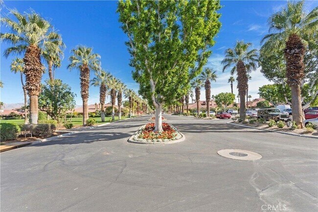 Building Photo - 41220 Woodhaven Dr W