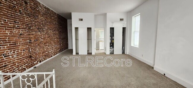 Building Photo - 812 Lafayette Ave