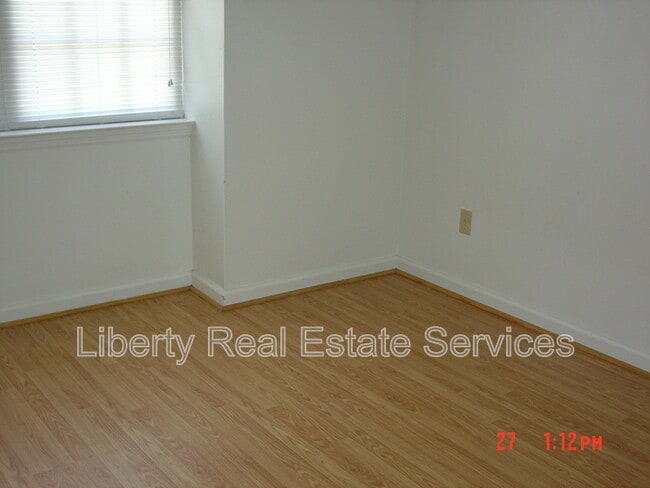 Building Photo - 835 Sagewood Dr