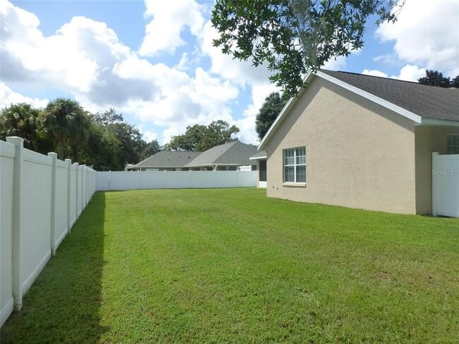 Building Photo - 1311 SE 39th Ct