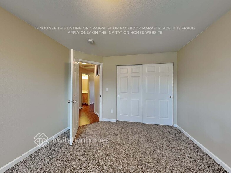 Building Photo - 19917 18th Ave Ct E