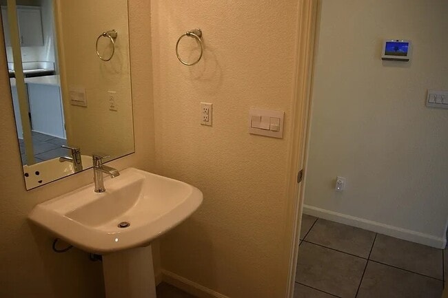 Building Photo - 344 Moab Rim Ct