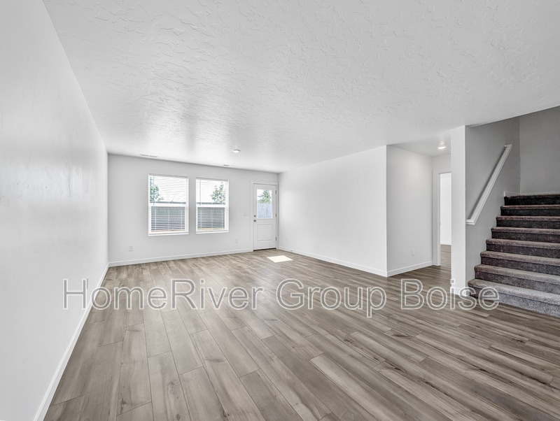 Building Photo - 20444 Owl Creek Ave