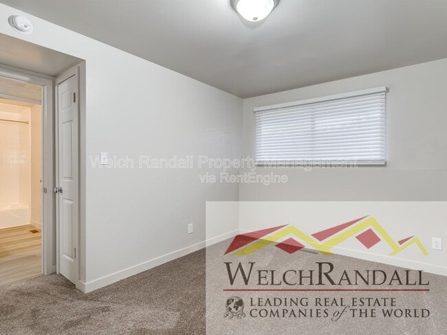 Building Photo - 848 E 5300 S