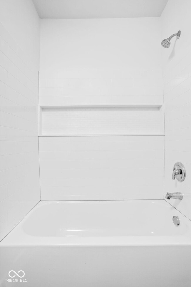 Building Photo - 1448 N Illinois St