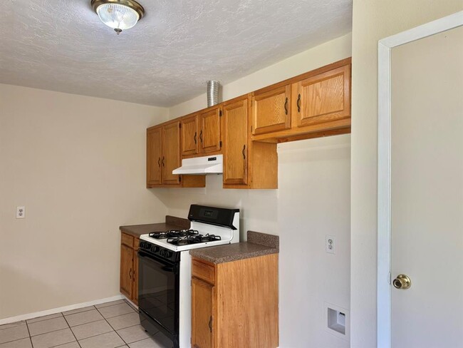 Building Photo - 5218 Canterway Dr