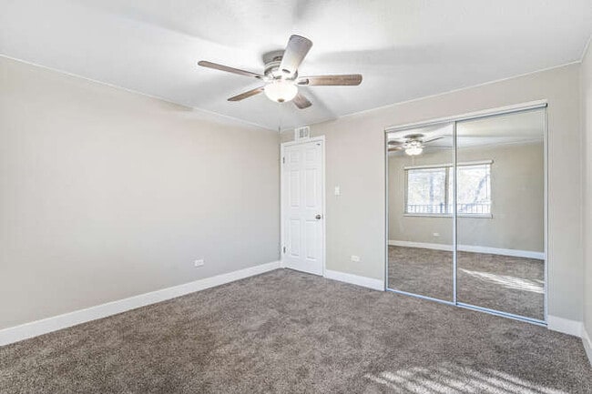 Open and Airy Bedrooms - Lamar Station