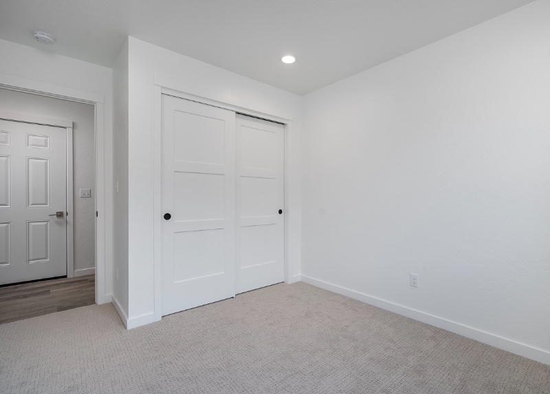 Building Photo - 116 W View Dr