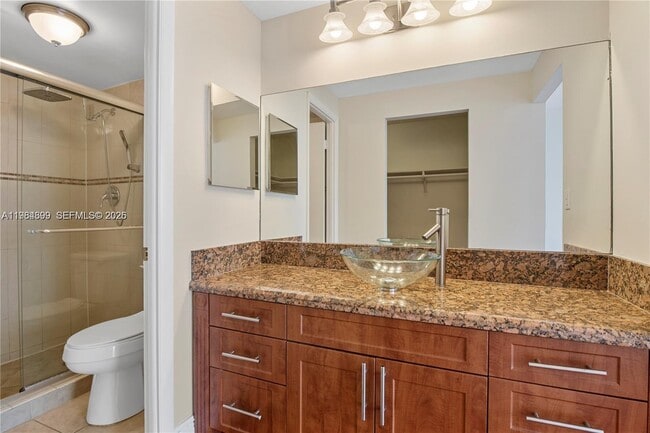 Building Photo - 16740 NE 9th Ave