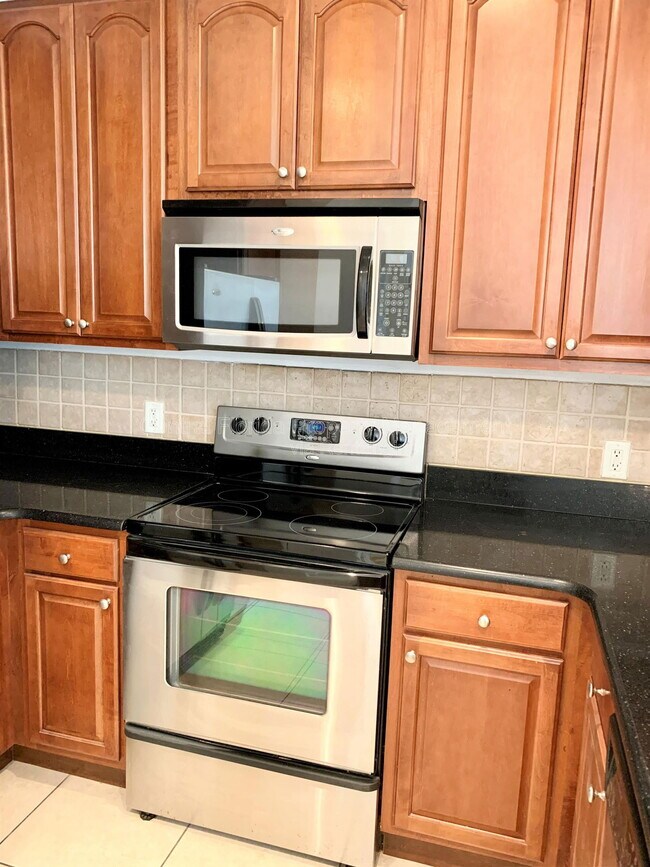 Building Photo - 2460 Grand Central Pkwy