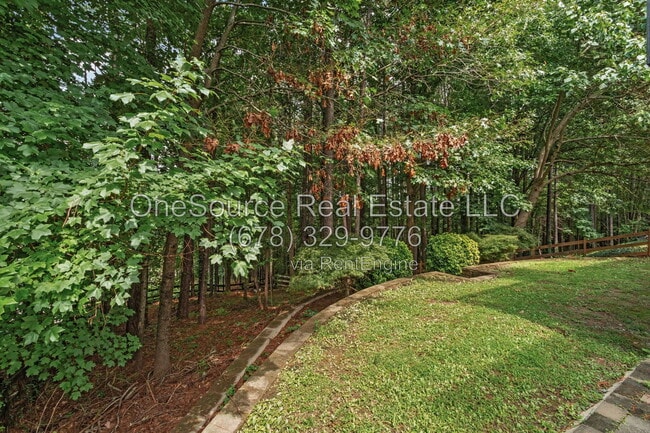 Building Photo - 221 Copper Leaf Way