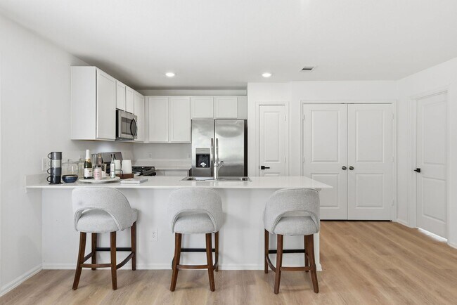 Building Photo - Gorgeous all renovated Home in New Caney, TX!.