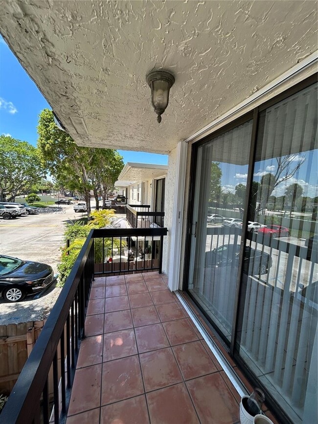 Building Photo - 8311 SW 142nd Ave