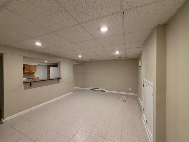 Building Photo - 25 Wren Terrace