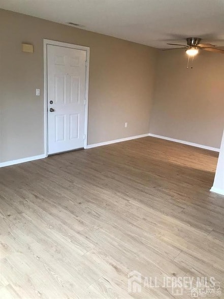 Building Photo - 4811 Ravens Crest Dr