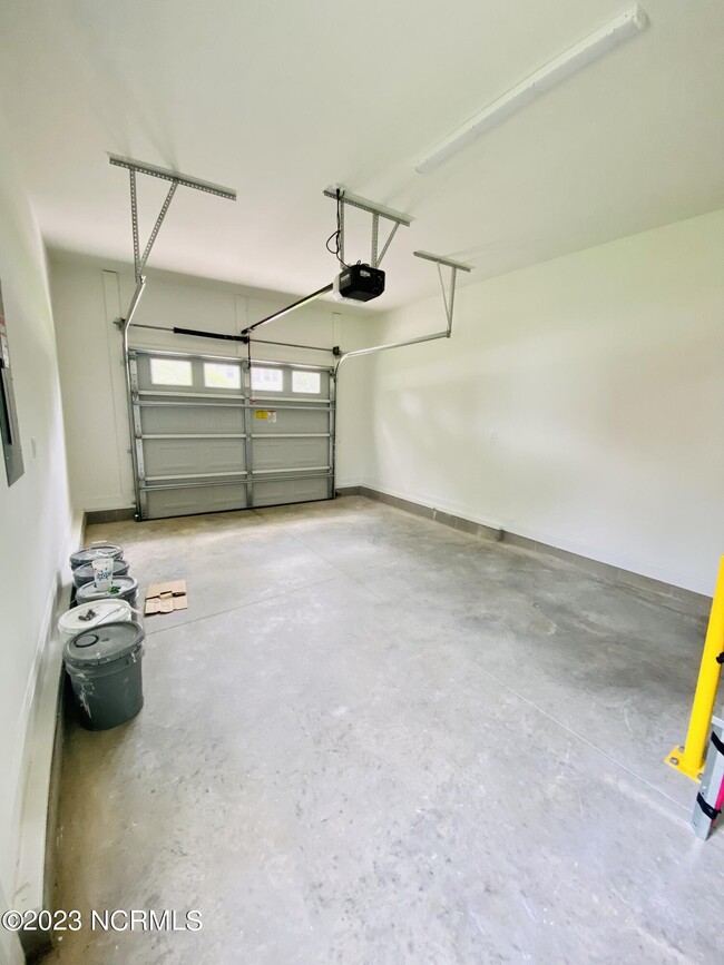 Building Photo - 1411 Davis St