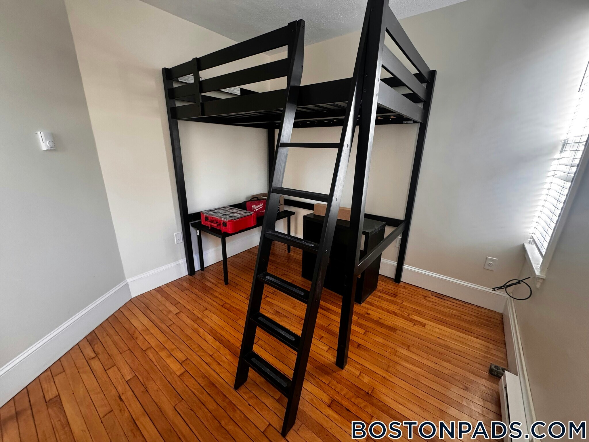 Building Photo - 30 Wadsworth St