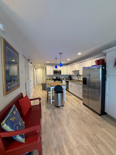 Building Photo - 30 SE Valare Ln