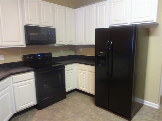 Building Photo - 14114 Summer Breeze Dr