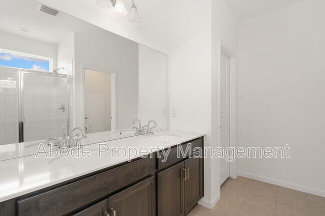 Building Photo - 2418 Cottongrass Ave