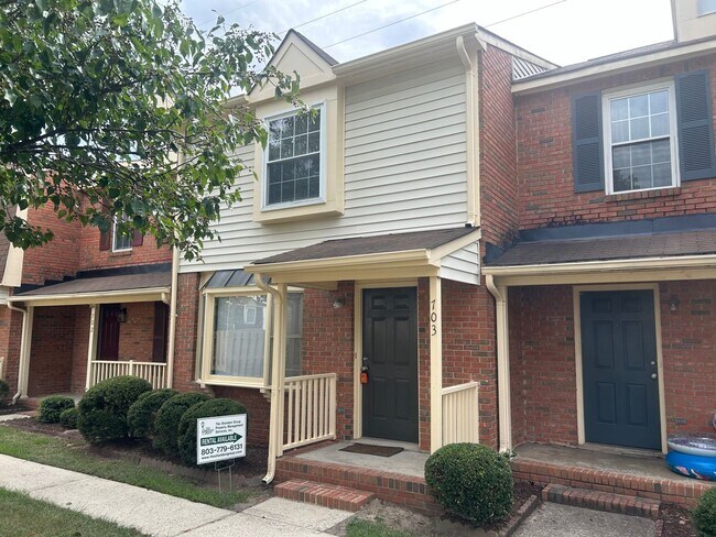 Building Photo - West Columbia Townhome in Stratford Place