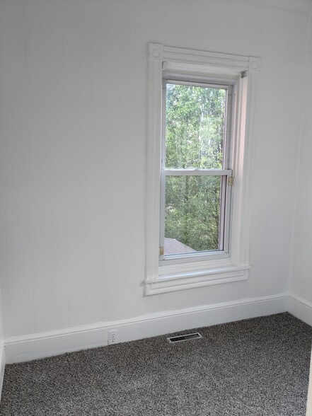 Bedroom 2 - 1314 Green St