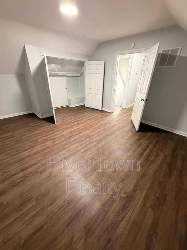 Building Photo - 2974 Crowell St