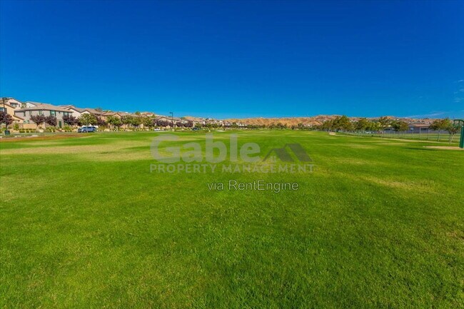 Building Photo - 24271 Verdugo Cir