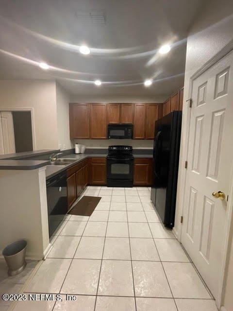 Building Photo - 6060 Bartram Village Dr
