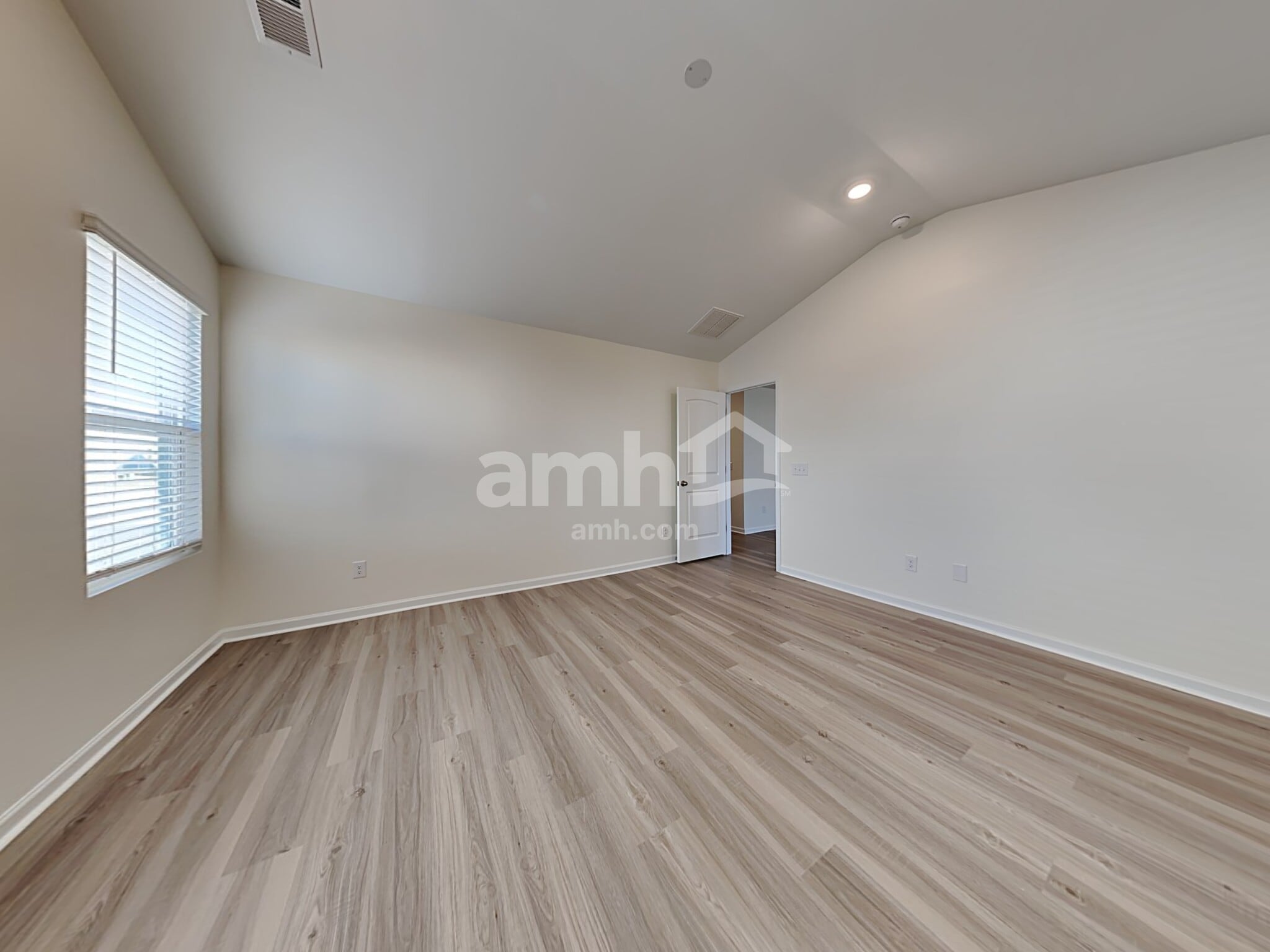 Building Photo - 1341 John Swann St