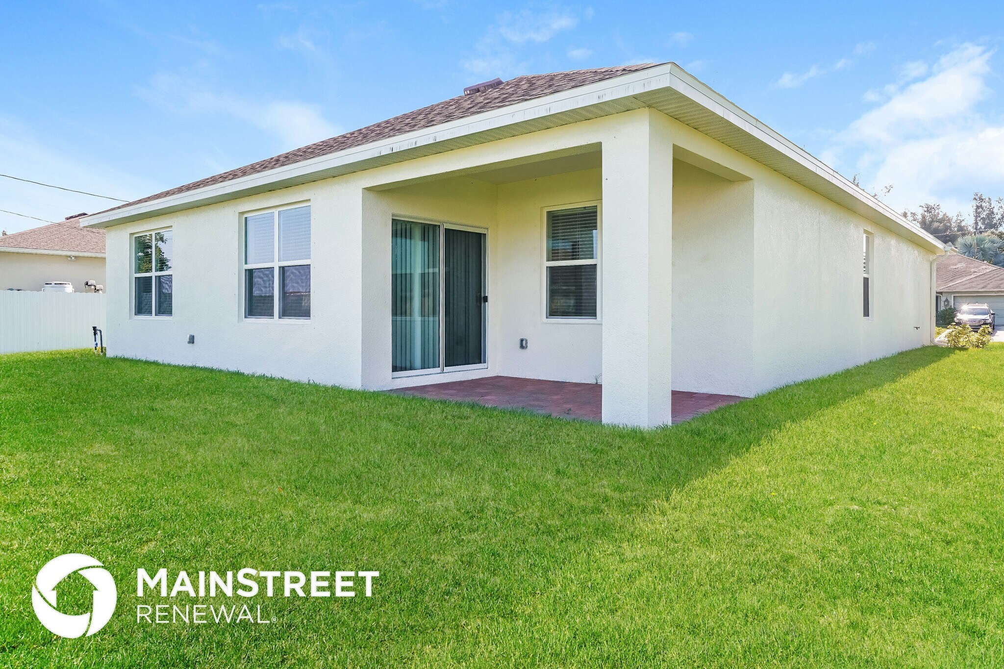 Building Photo - 1822 NE 4th Pl