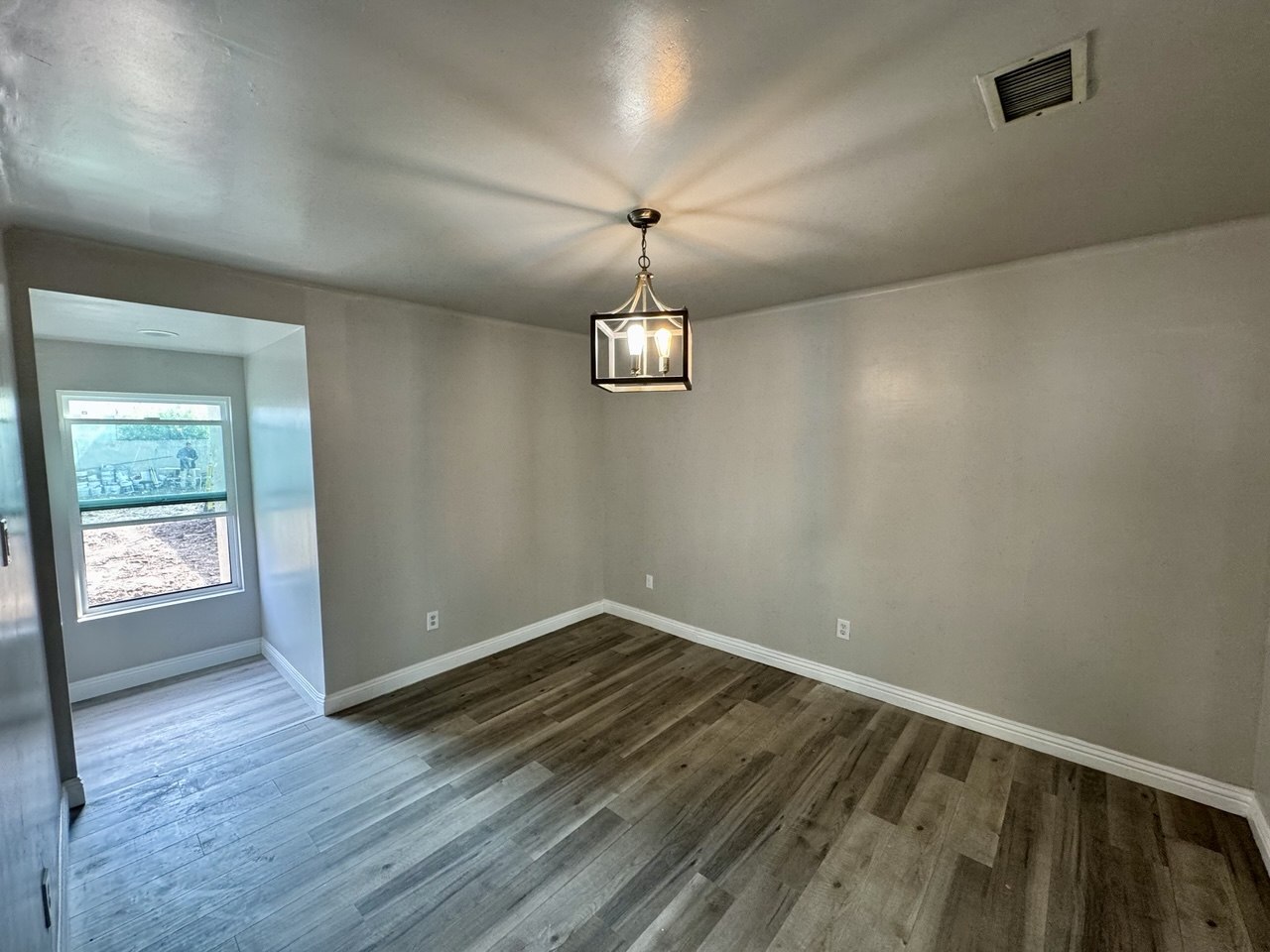 Building Photo - 9636 S Harvard Blvd