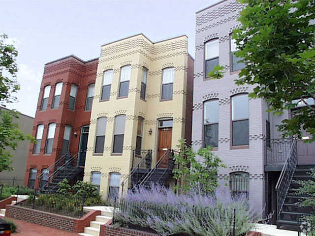 Building - Townhomes on Capitol Hill CO-OP