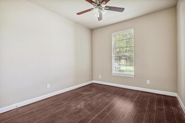Building Photo - 25910 Celtic Terrace Dr